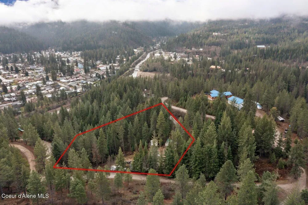 754 Paradise Lane Pinehurst, ID 83850