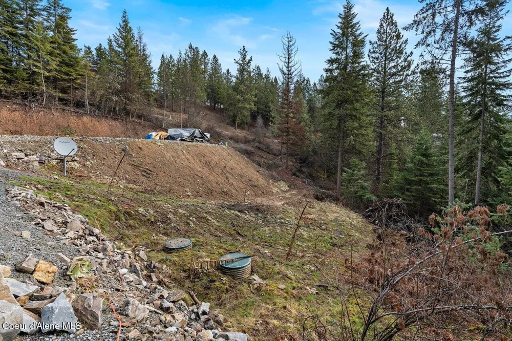 754 Paradise Lane Pinehurst, ID 83850
