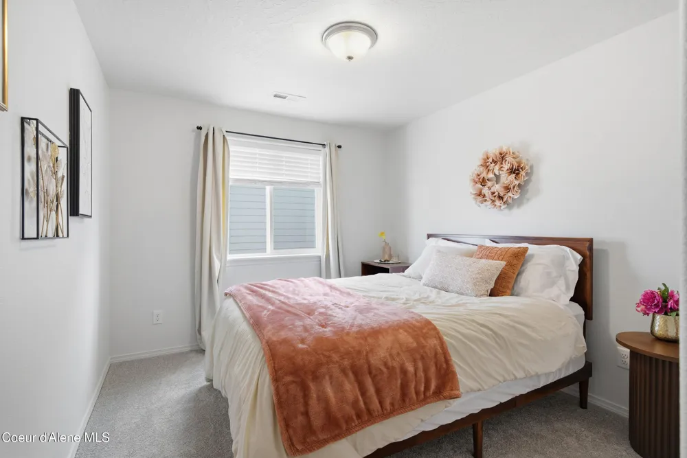 16161 Hadley Loop Rathdrum, ID 83858