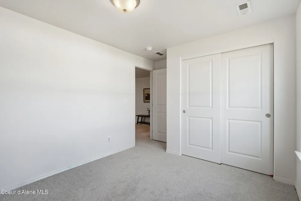 16161 Hadley Loop Rathdrum, ID 83858