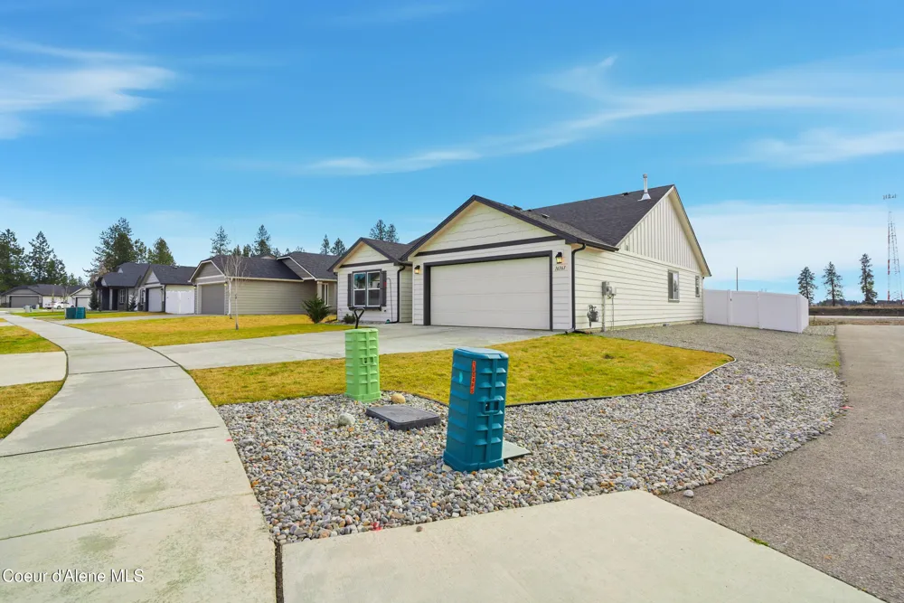 16161 Hadley Loop Rathdrum, ID 83858