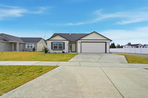 16161 Hadley Loop