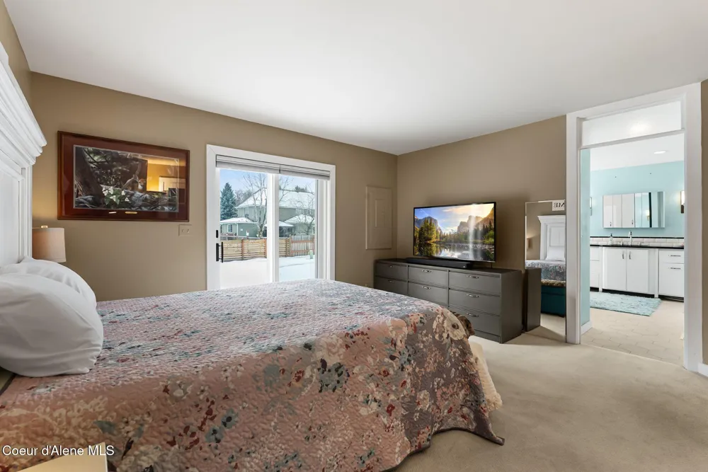 128 Spur Drive Sandpoint, ID 83864