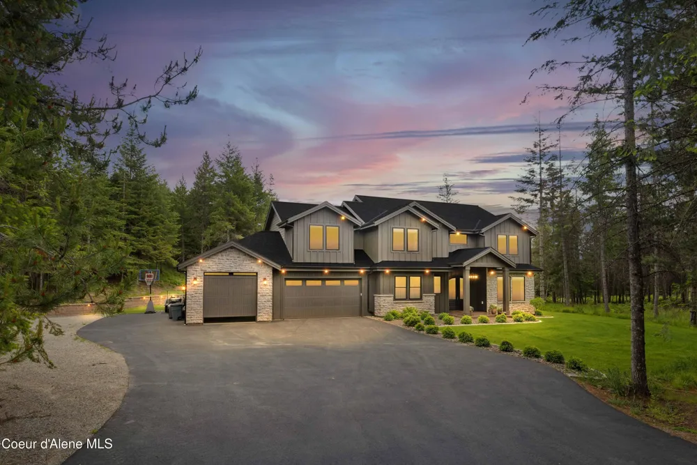 287 Mesa Drive Athol, ID 83801
