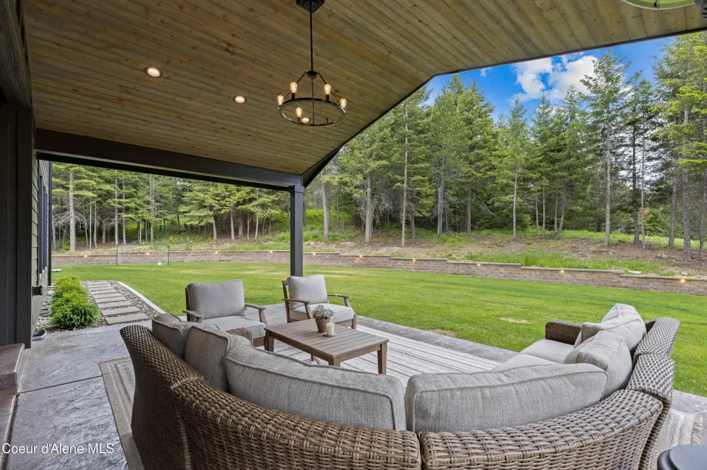 287 Mesa Drive Athol, ID 83801