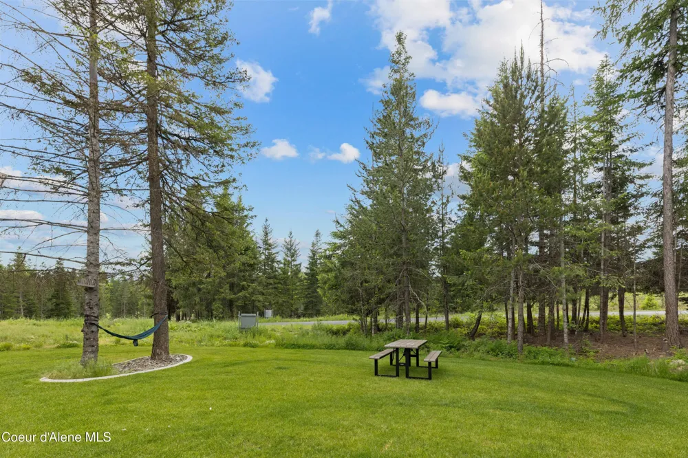 287 Mesa Drive Athol, ID 83801