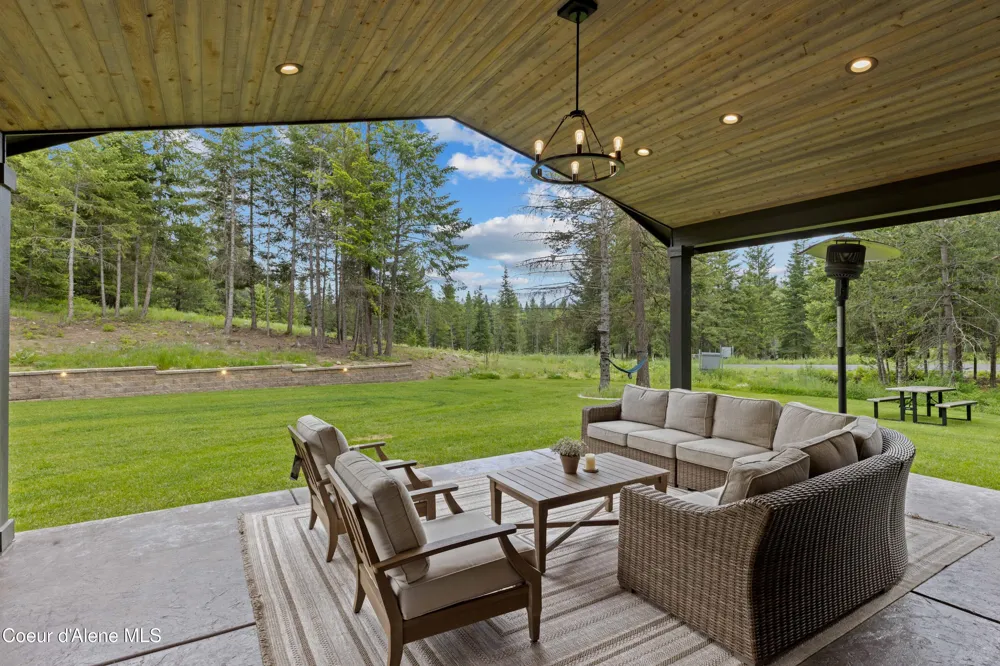 287 Mesa Drive Athol, ID 83801