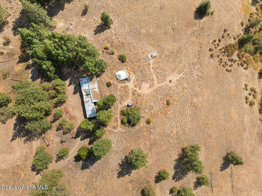 5674 E Holiday Road Harrison, ID 83833