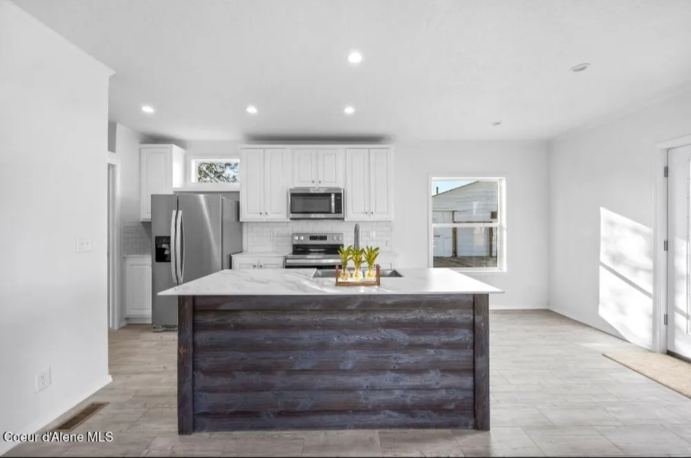 251 8th Street Priest River, ID 83856