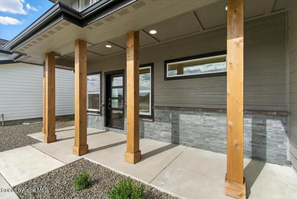 2613 E Salvation Court Post Falls, ID 83854