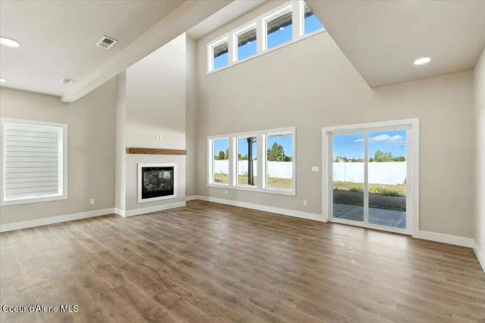 2613 E Salvation Court Post Falls, ID 83854