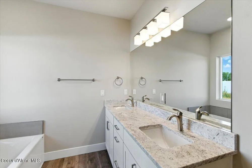 2613 E Salvation Court Post Falls, ID 83854