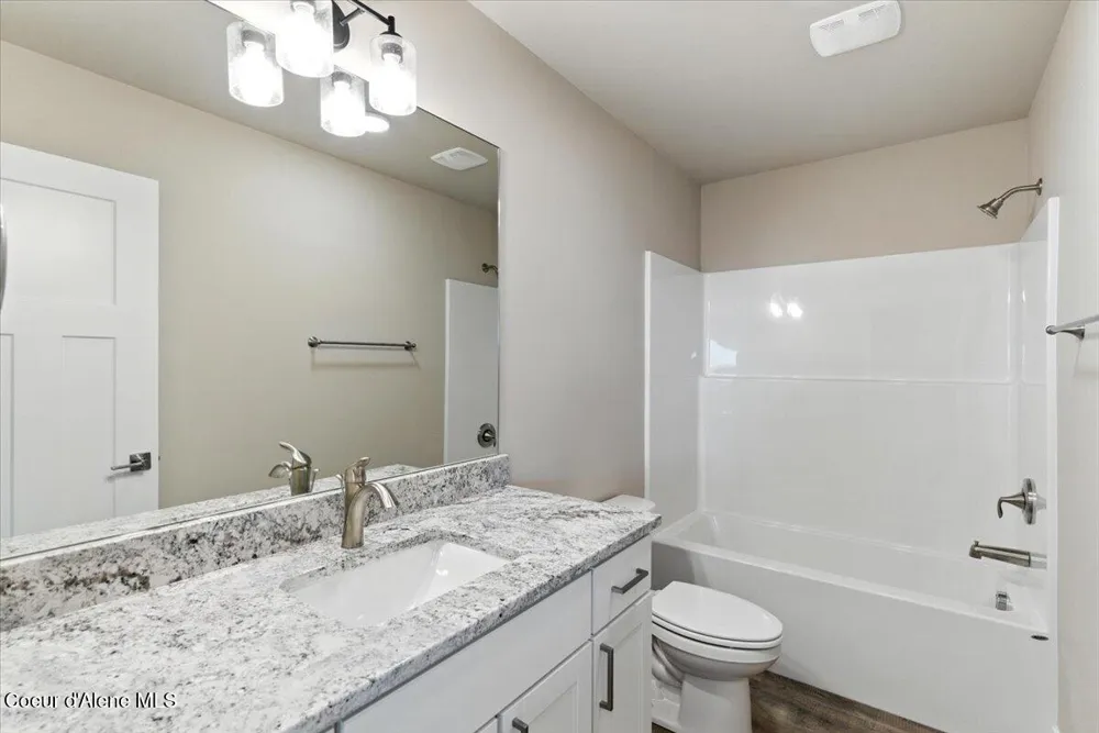 2613 E Salvation Court Post Falls, ID 83854