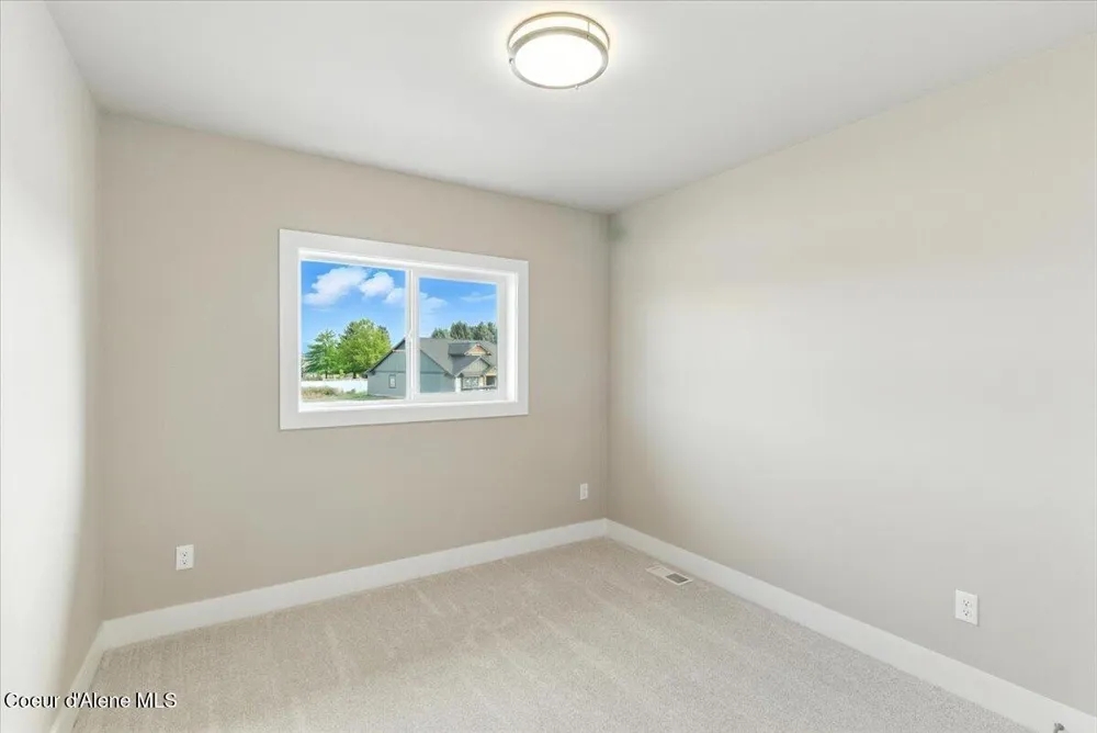 2613 E Salvation Court Post Falls, ID 83854