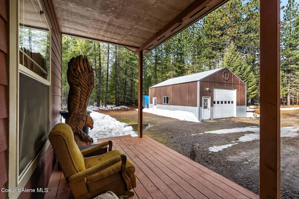 870 Samuels Road Sandpoint, ID 83864