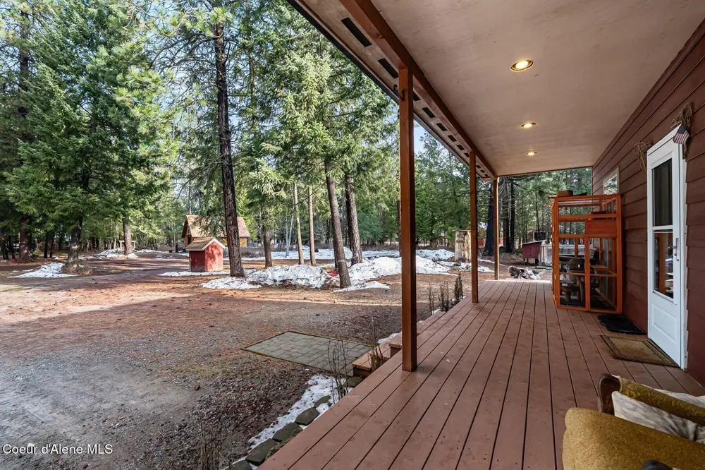 870 Samuels Road Sandpoint, ID 83864