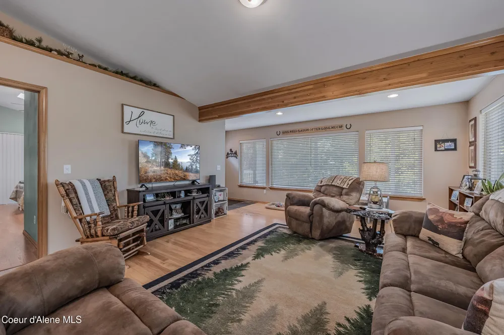251 E Park Avenue Harrison, ID 83833