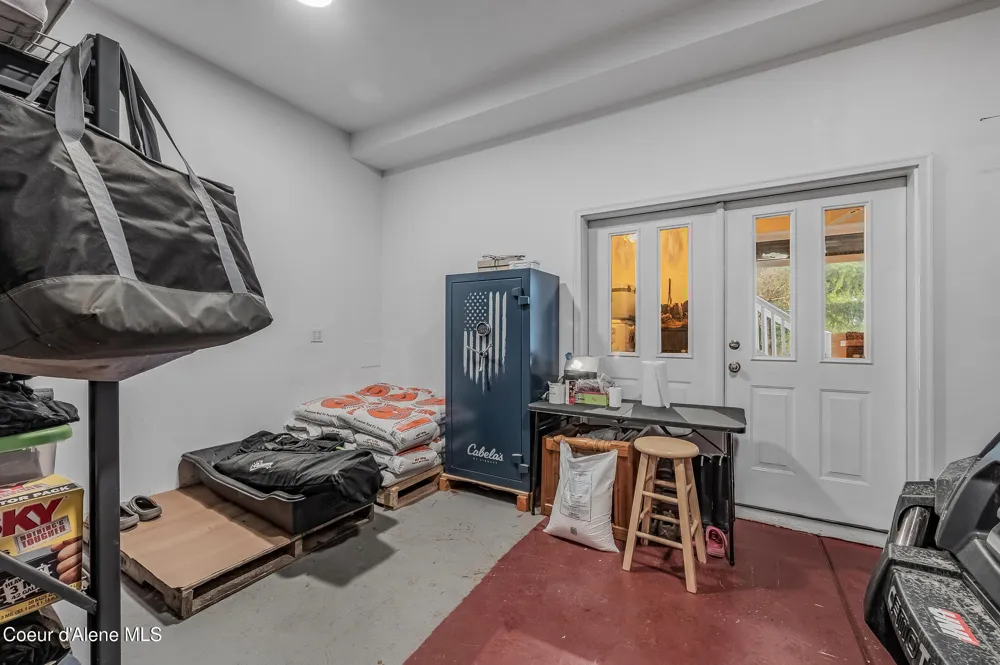 251 E Park Avenue Harrison, ID 83833