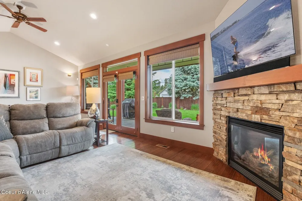 125 Crooked Ear Drive Sandpoint, ID 83864
