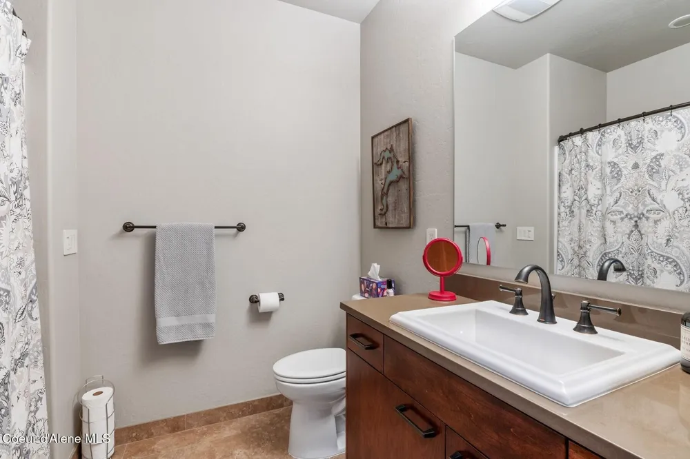 125 Crooked Ear Drive Sandpoint, ID 83864