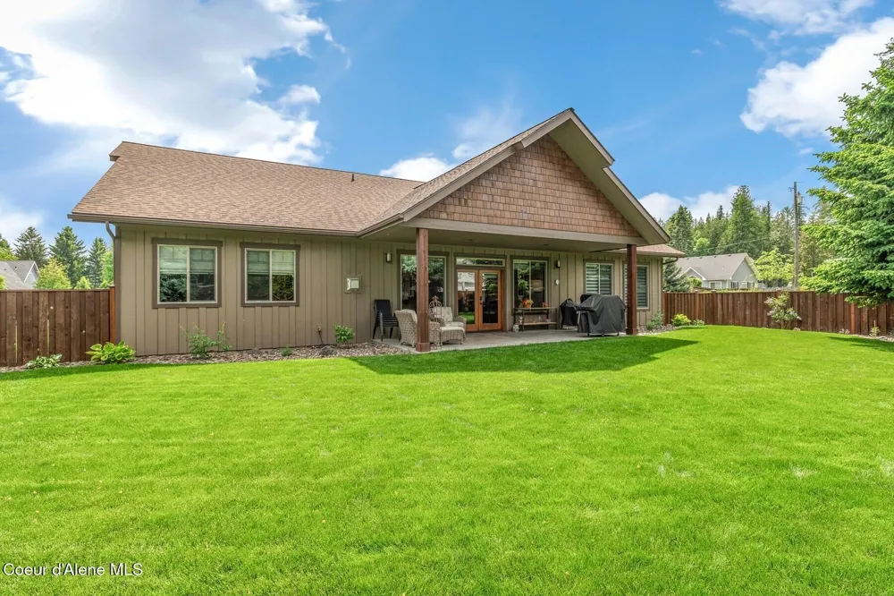 125 Crooked Ear Drive Sandpoint, ID 83864
