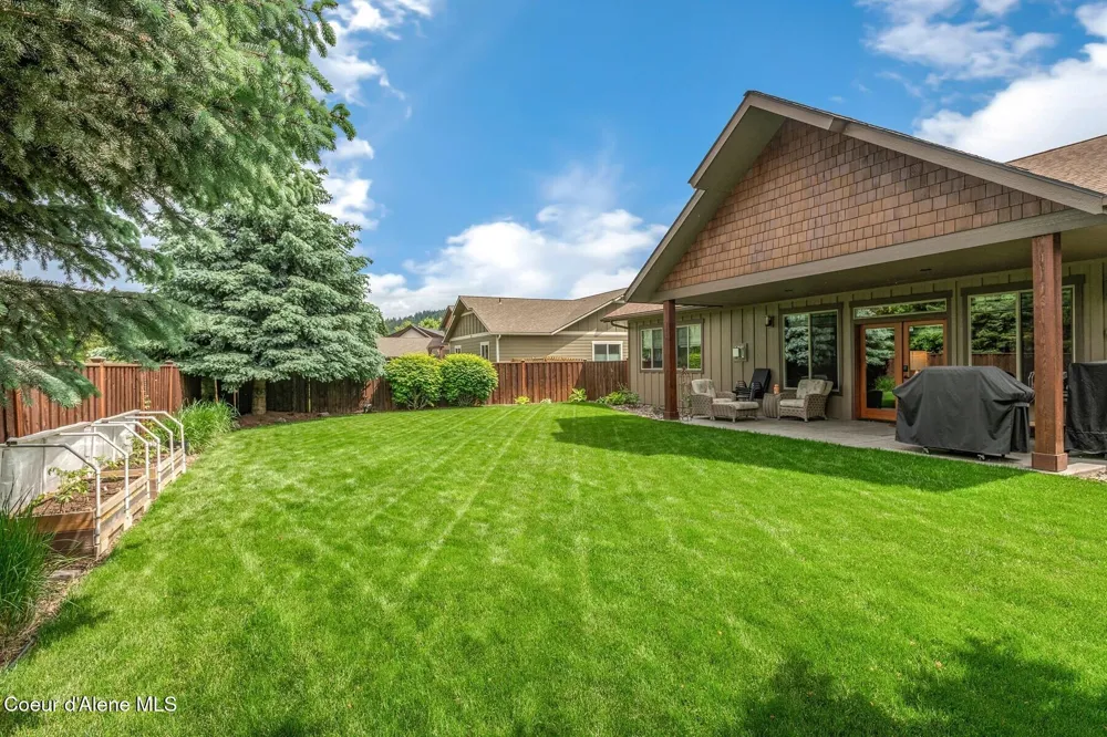 125 Crooked Ear Drive Sandpoint, ID 83864