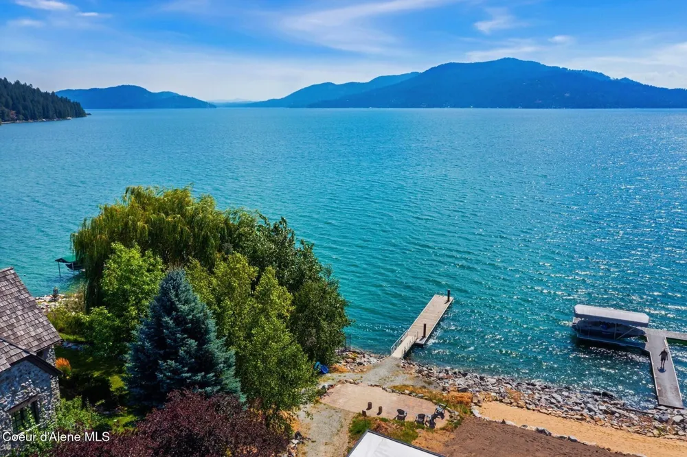 125 Crooked Ear Drive Sandpoint, ID 83864