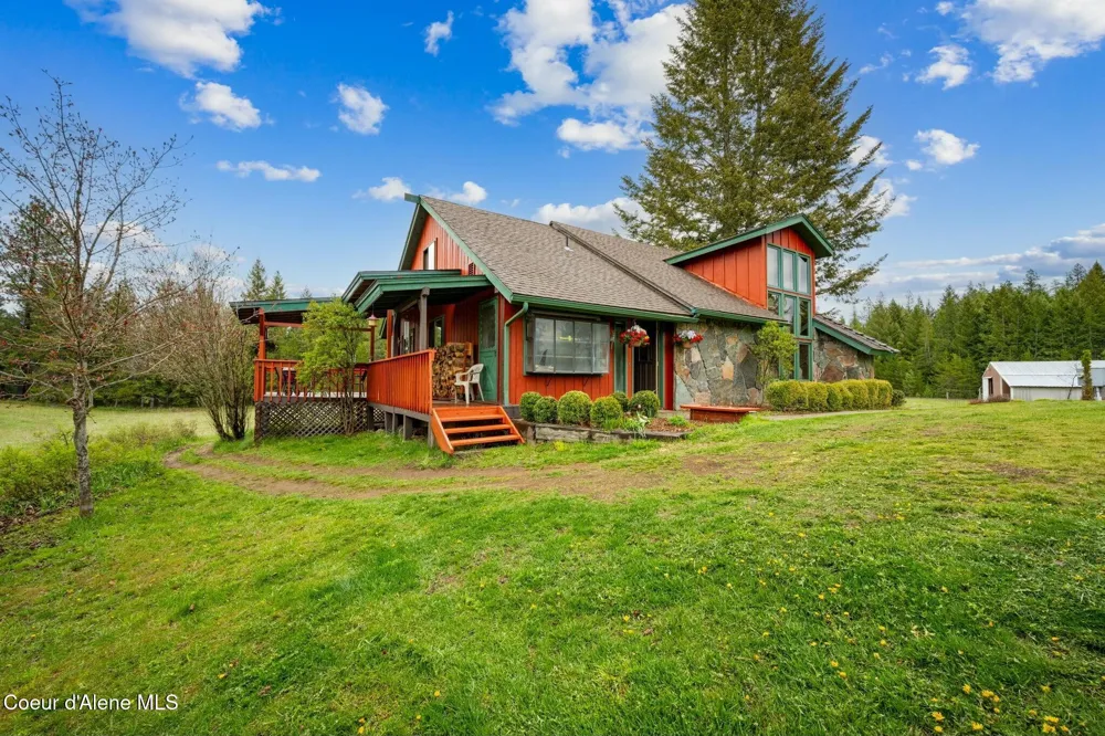 457619 S US-95 Careywood, ID 83809