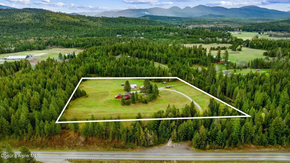 457619 S US-95 Careywood, ID 83809