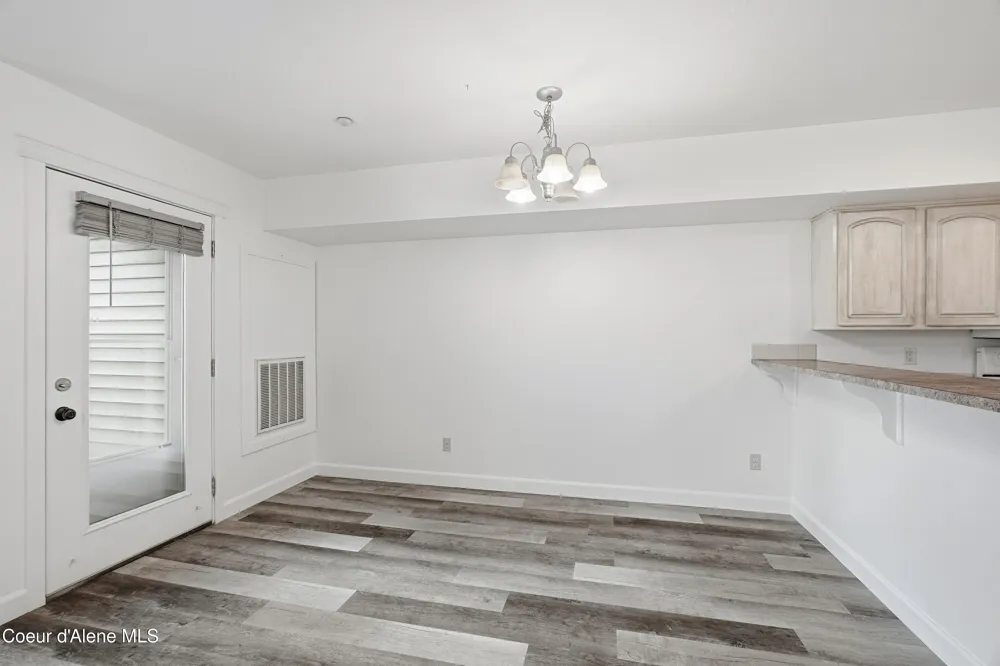 176 E Maryanna Lane Hayden, ID 83835