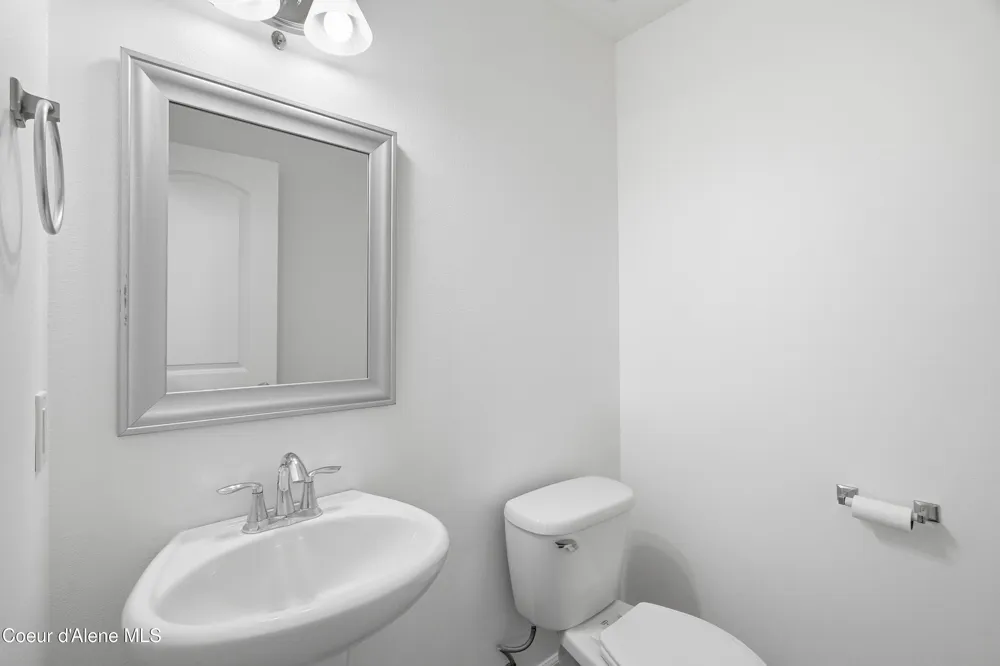 176 E Maryanna Lane Hayden, ID 83835