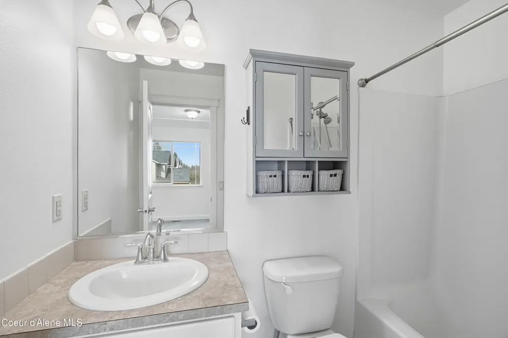 176 E Maryanna Lane Hayden, ID 83835