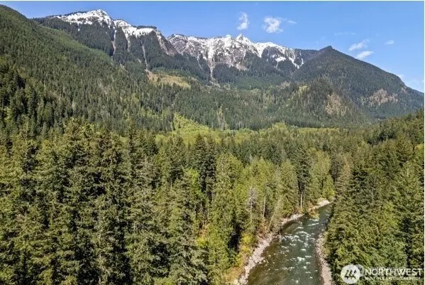 10500 Mt Baker Hwy #106 Deming, WA 98244