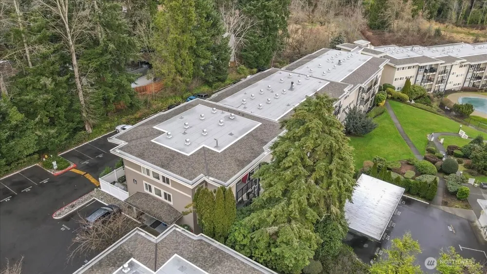 12631 NE 9th Place #C305 Bellevue, WA 98005