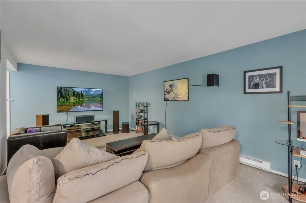 12631 NE 9th Place #C305 Bellevue, WA 98005