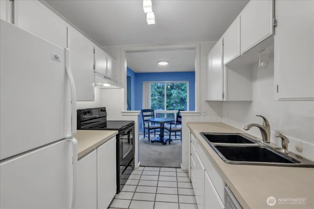 12631 NE 9th Place #C305 Bellevue, WA 98005