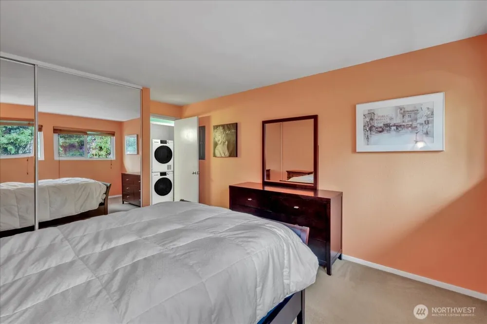 12631 NE 9th Place #C305 Bellevue, WA 98005