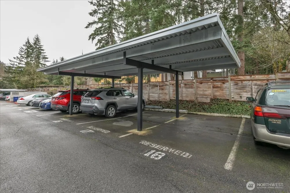 12631 NE 9th Place #C305 Bellevue, WA 98005