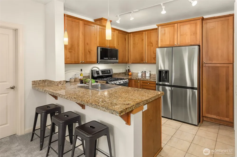 6800 132nd Place SE #E207 Newcastle, WA 98059