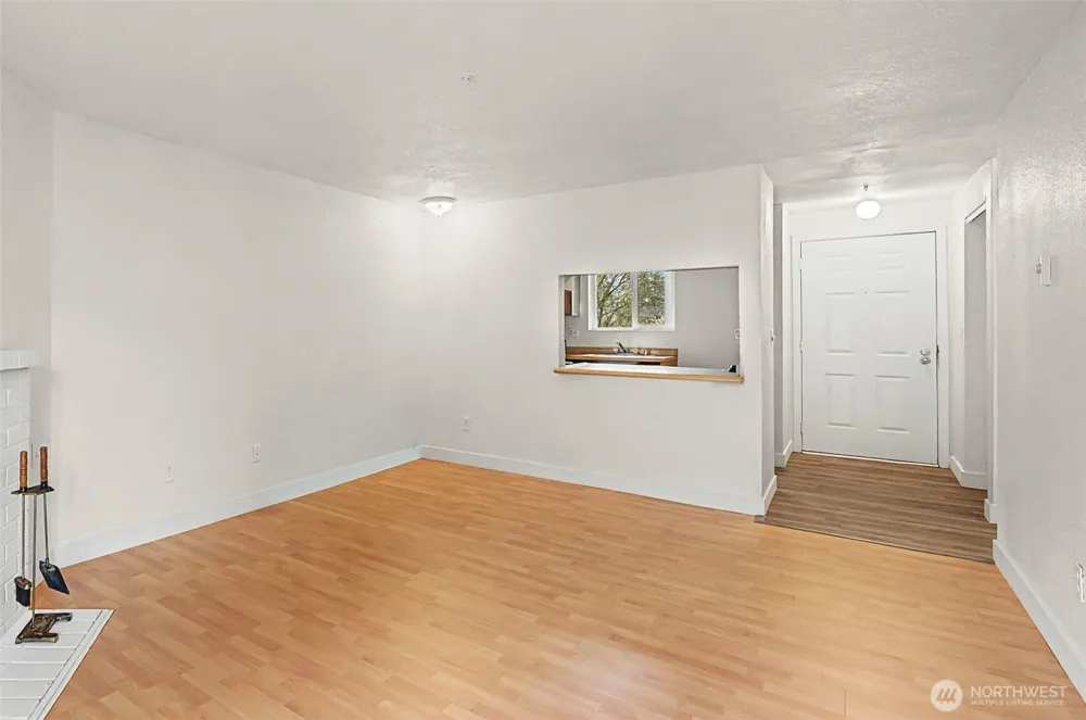 3322 I STREET #F202 Auburn, WA 98002