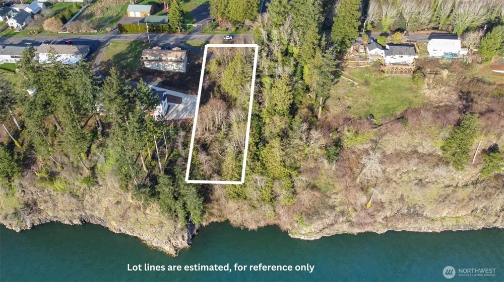 610 Columbia Street Cathlamet, WA 98612