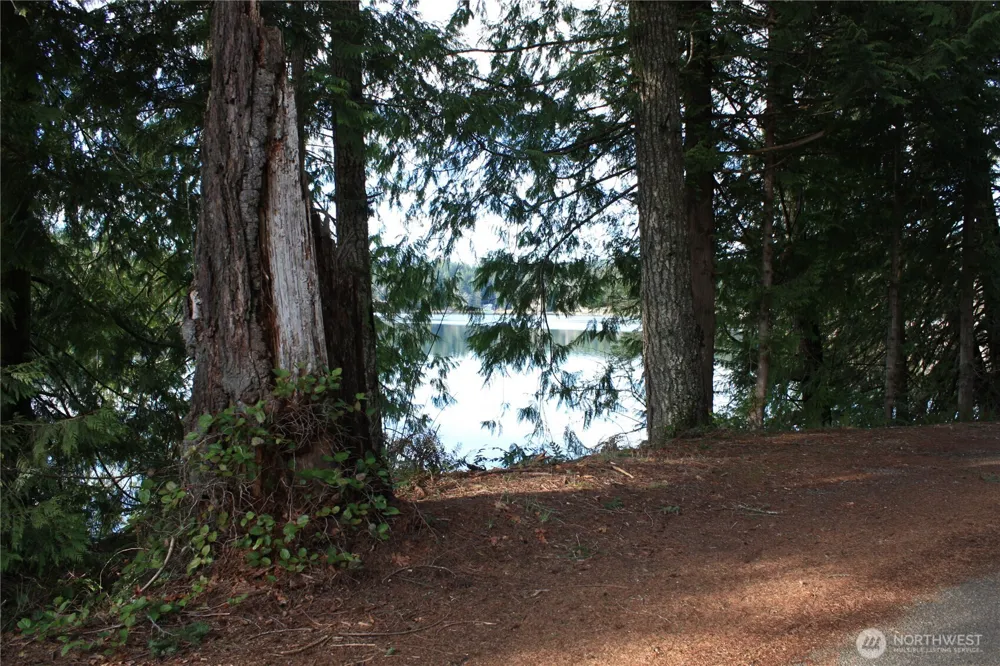 3470 Mission Road Bremerton, WA 98312