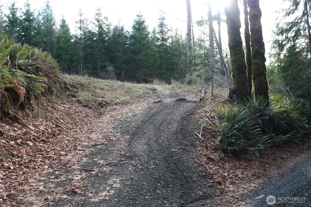 3470 Mission Road Bremerton, WA 98312