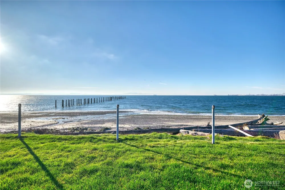 1334 Gulf Road Point Roberts, WA 98281