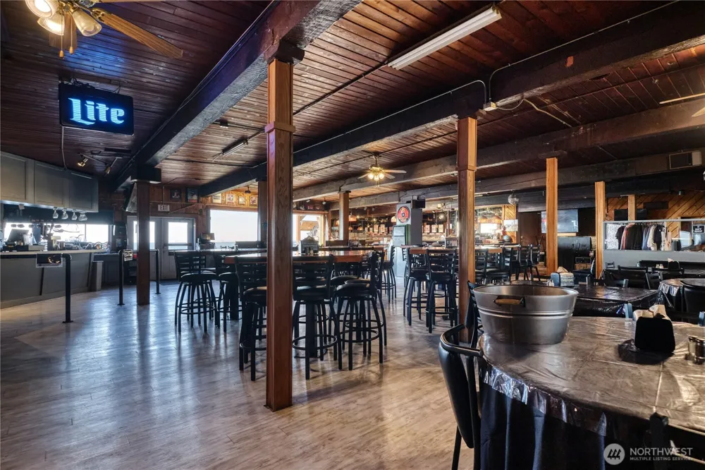 1334 Gulf Road Point Roberts, WA 98281