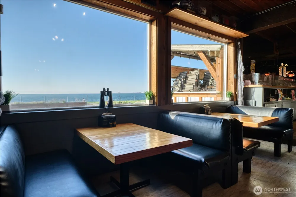 1334 Gulf Road Point Roberts, WA 98281