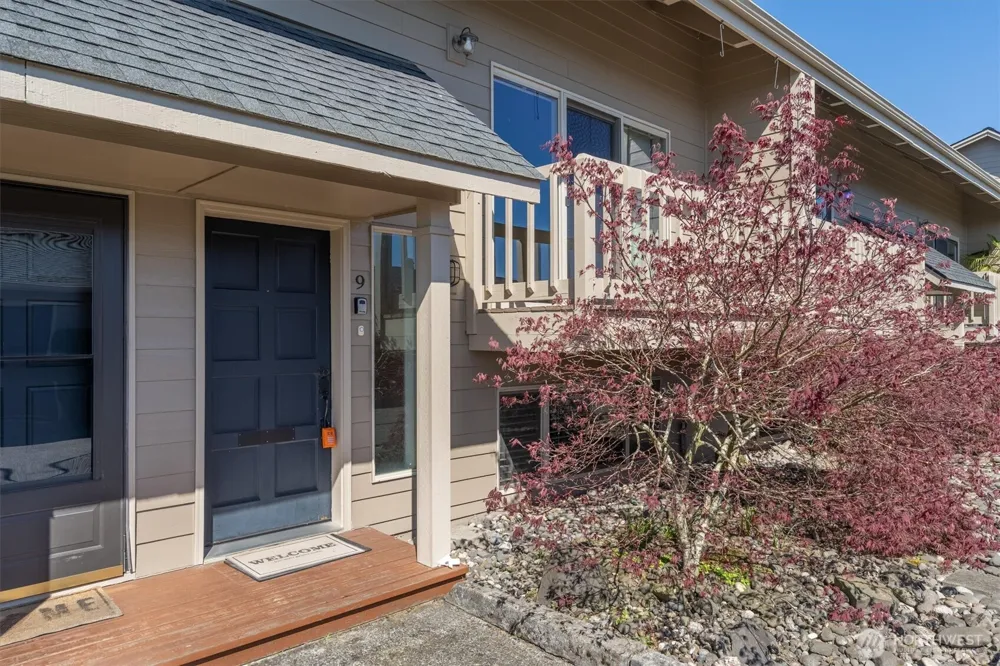 1310 River Road #9 Longview, WA 98632