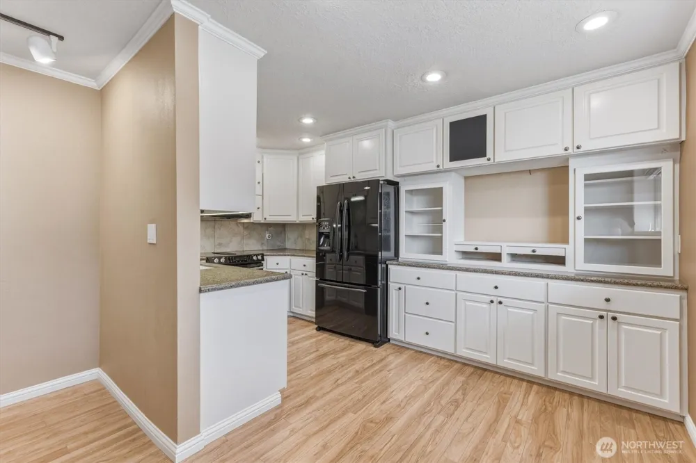 1310 River Road #9 Longview, WA 98632