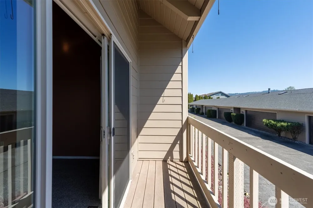 1310 River Road #9 Longview, WA 98632