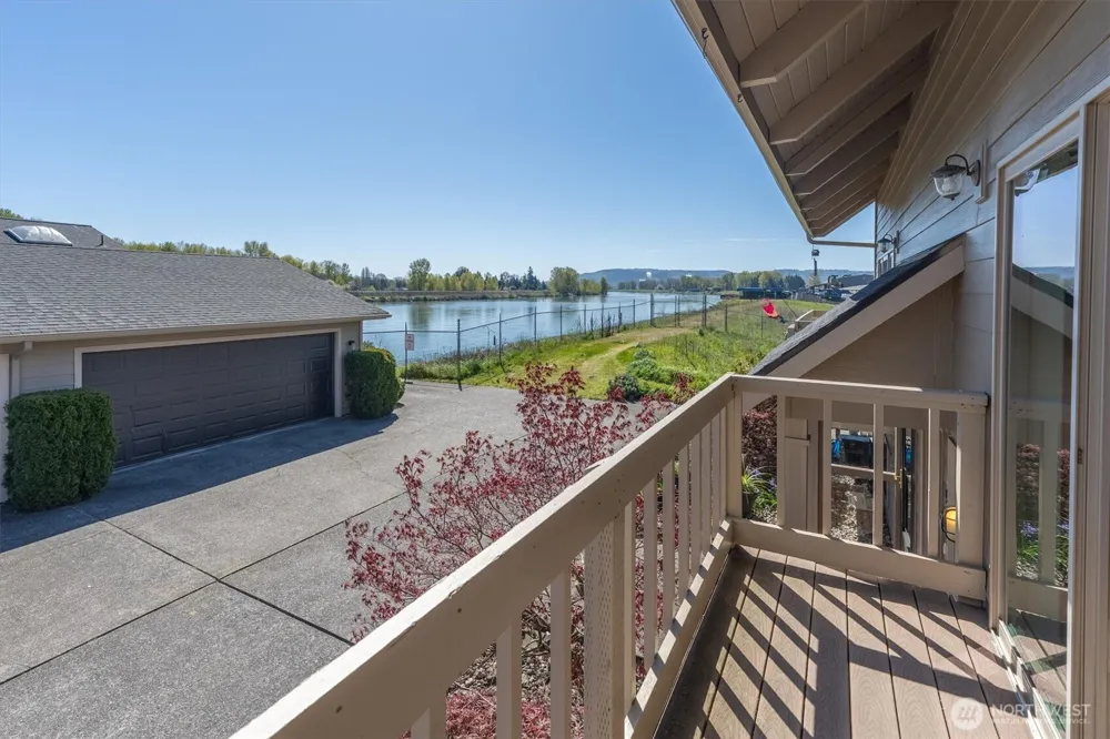 1310 River Road #9 Longview, WA 98632
